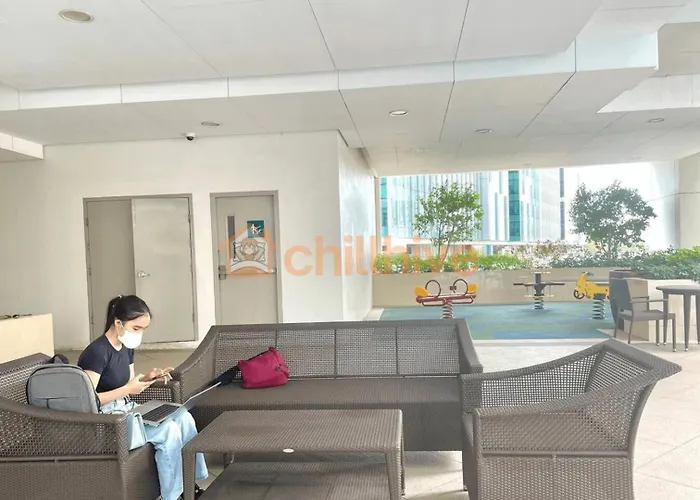 Bgc Across Grand Hyatt #oursw12k * Manila